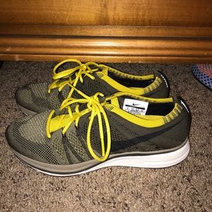 Nike flykinit trainers